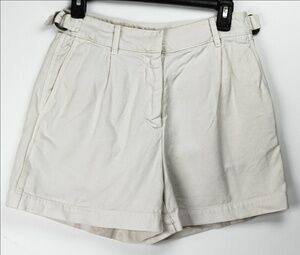 NILI LOTAN Shorts Size 1 Light Beige Pleated Adjustable SideTabs Minimalist Chic